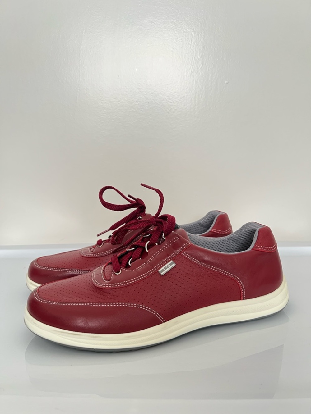 SAS Sporty Lux - Walking Shoe 10.5W “Ruby Perf”